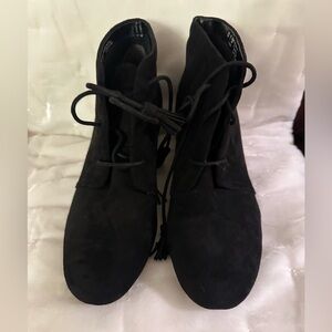 Dr. Scholl’s Black Suede Women's Wedge Booties